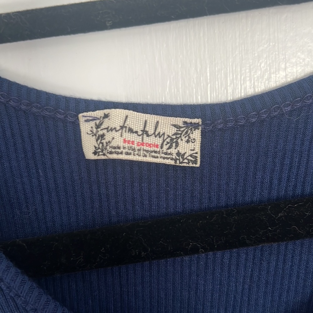 High-Neck Ribbed Crop Navy Sz L - Picture 4 of 5